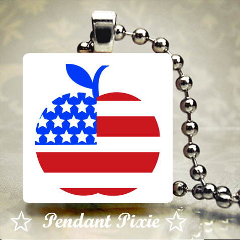 USA America Big Apple Flag Scrabble Pendant USA America Big Apple Flag Scrabble Pendant